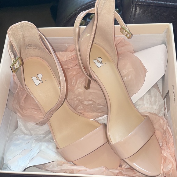 BP Blush Patent Heel.Box included. Size 5.5. Worn once! Mint condition - Picture 5 of 6
